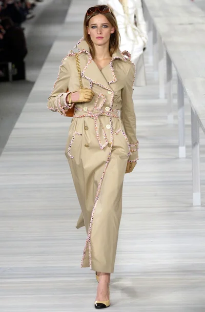 Look 28